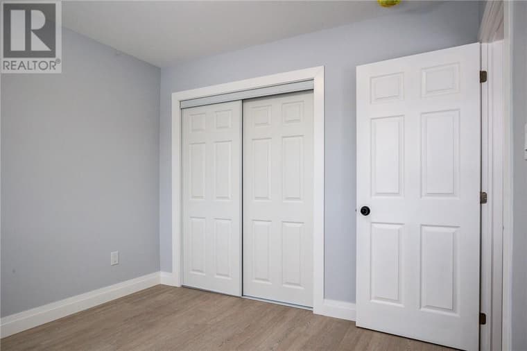221 Racicot Drive — Upper unit
