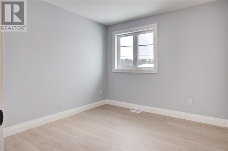 221 Racicot Drive — Upper unit
